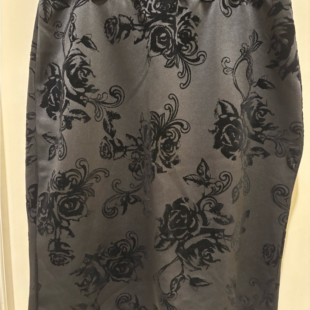 NY Collection Black Floral Pencil Skirt